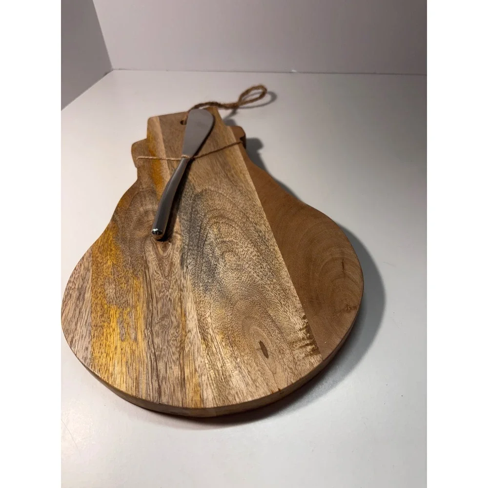Snowman Shaped Acacia Wood Cheese Board and Stainless Steel Spreader Set
